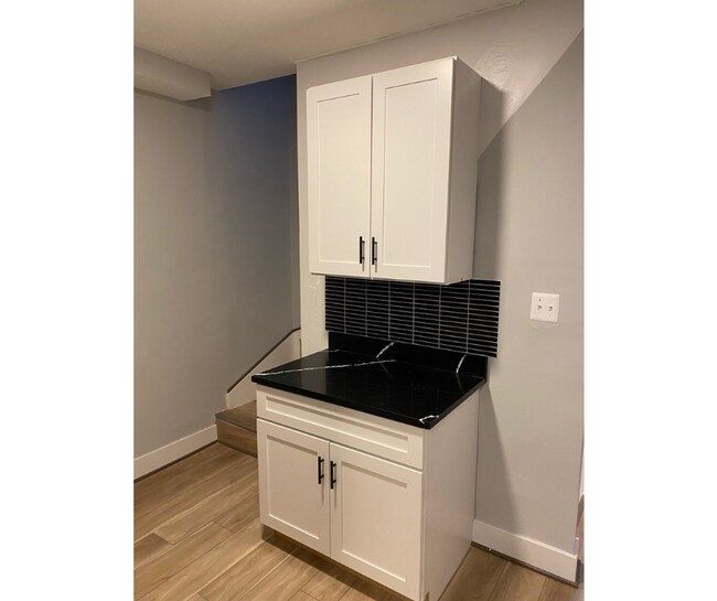 Foto del edificio - 1255 Sargeant St