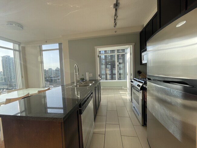 Photo du bâtiment - 1001 Homer St