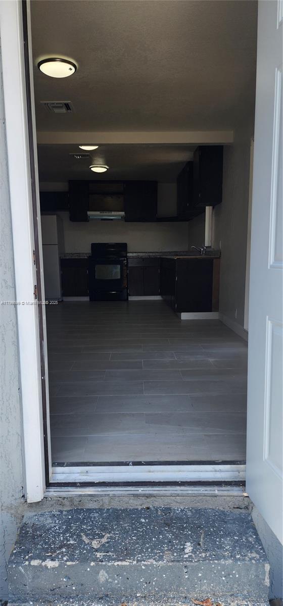 Foto del edificio - 901 SW 13th St