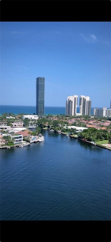Building Photo - 19707 Turnberry Way