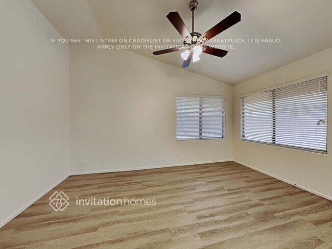 Foto del edificio - 4539 W Melody Dr