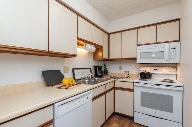 Foto del edificio - 318 Finkbine Ln
