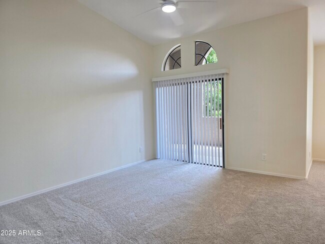 Building Photo - 9600 N 96th St