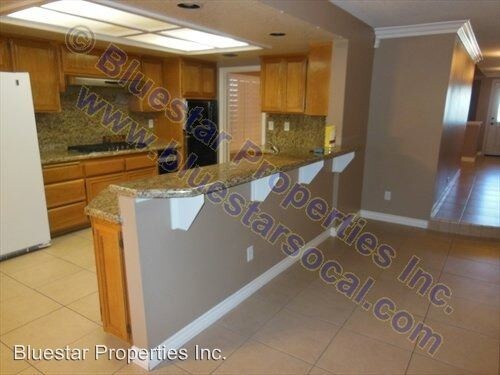 Building Photo - 3 br, 2 bath House - 13050 Palos Grande Drive