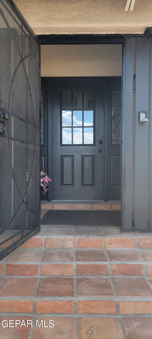 Building Photo - 118 St Andrews Dr