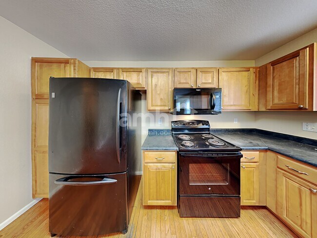 Foto del edificio - 8733 Langford Dr