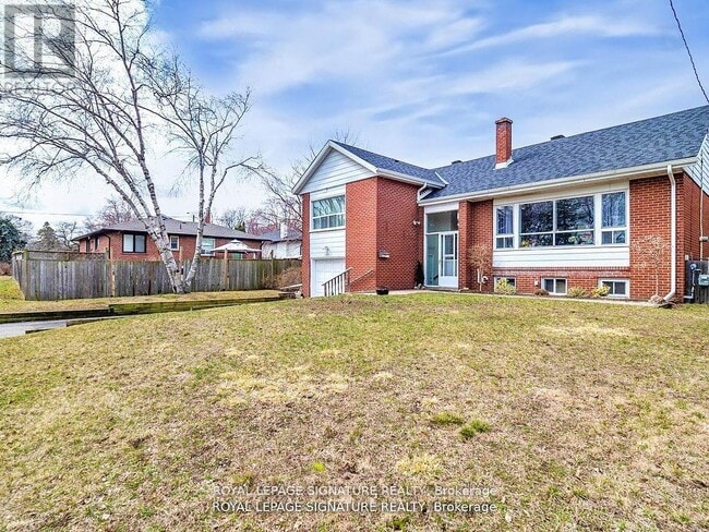 Photo du bâtiment - 1821 Christopher Rd