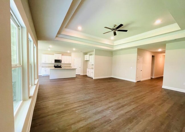 Building Photo - 31180 Semper Dr