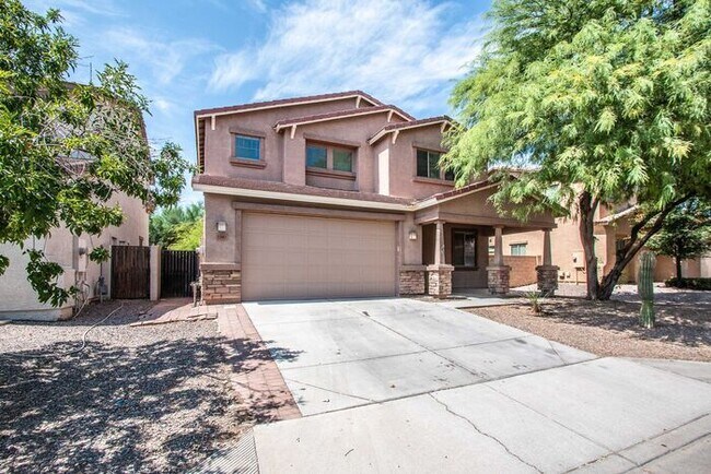 Building Photo - 5Bedroom/3Bath San Tan Vally Home!