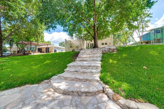 Building Photo - LANDA PARK WATERFRONT HOME, NEW BRAUNFELS