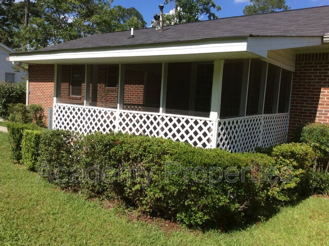 Foto del edificio - 208 Ball St