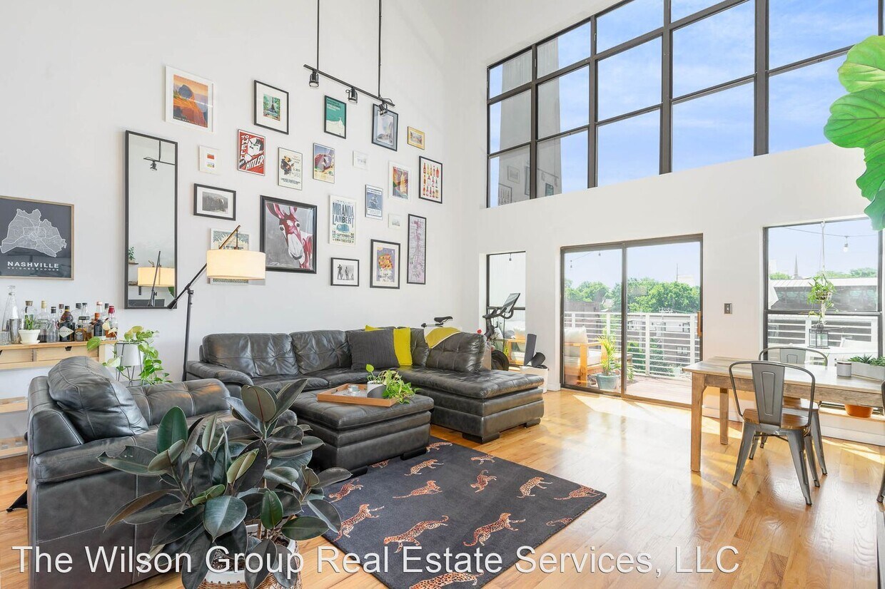 Foto principal - 2 br, 2 bath House - 1352 Rosa L. Parks - ...