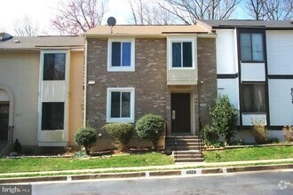 Building Photo - 6028 Forrest Hollow Ln