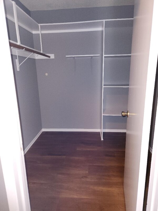 4433 W 133rd St Unit 16, Hawthorne, CA 90250 Room for Rent in Hawthorne, CA