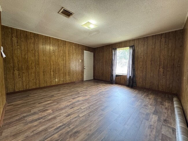 Building Photo - 1501 Julius Erving St