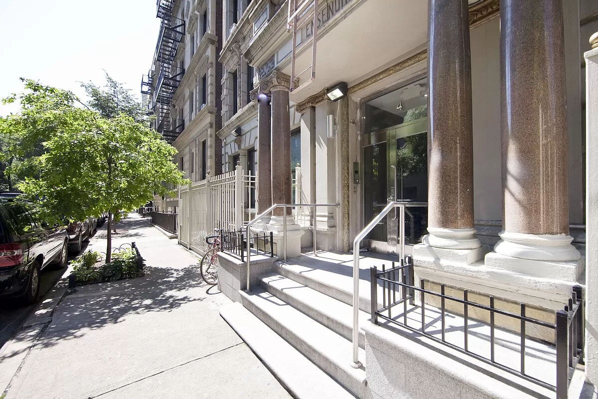 Building Photo - 4 West 108th Street