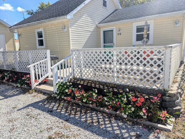 Building Photo - 26 EMS B53 Ln