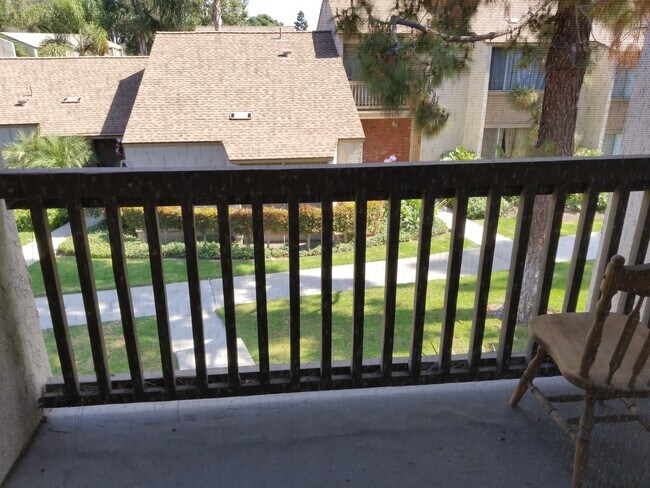 Foto del edificio - 1528 Eland Ln