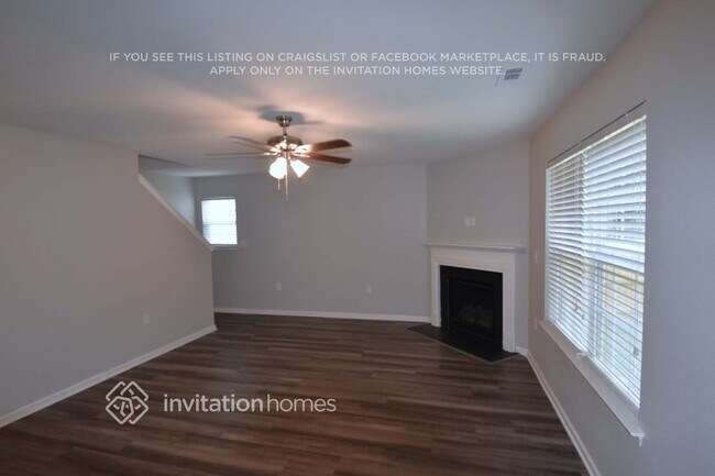 Foto del edificio - 5427 Graypark Dr