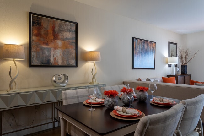 Green - 2BR,2BA - CityView