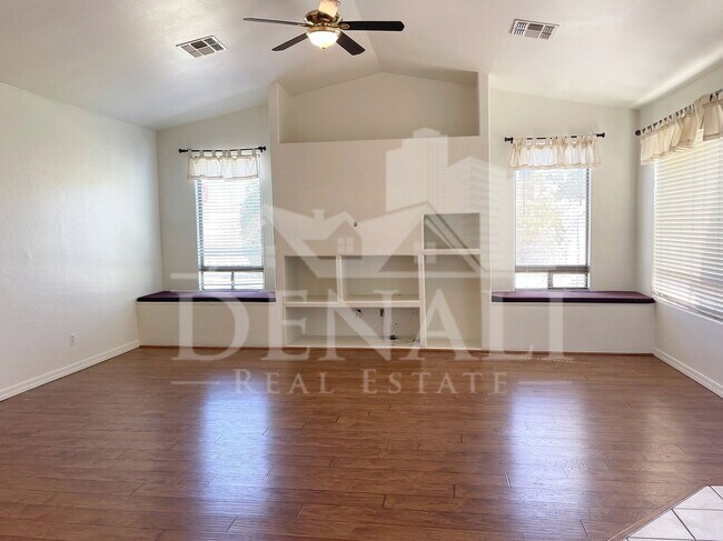 Foto del edificio - 29445 N 46th Pl