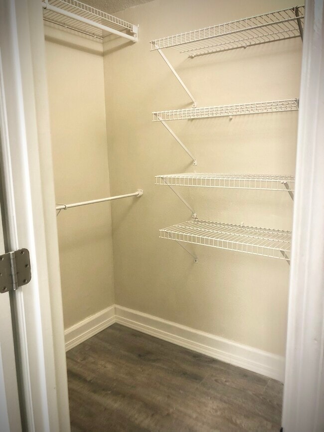 Building Photo - 1185 Johnson Rd