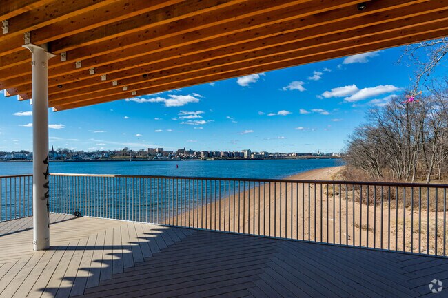 The Almer G. Russell Pavilion overlooking Arthur Kill coast in Conference House Park is a great place to contemplate, relax and meditate.