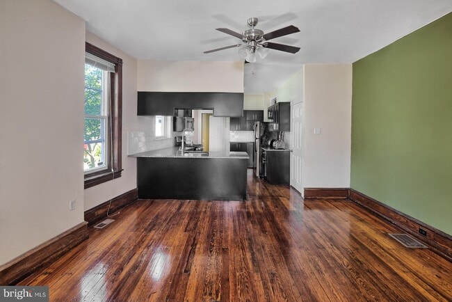 Building Photo - 4361 Freeland Ave