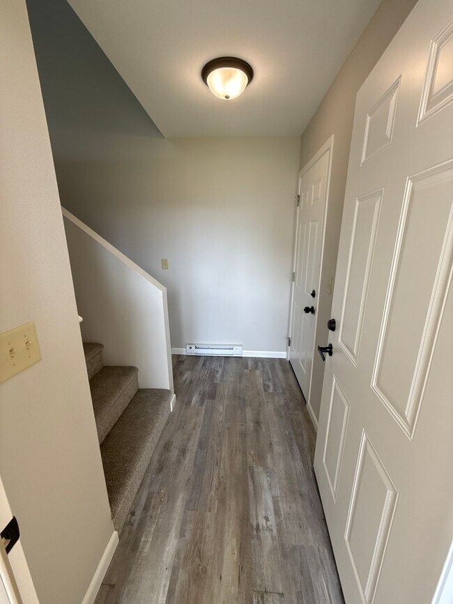 Foto del edificio - 2 bedroom Town House