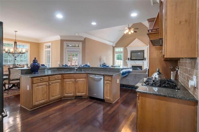 Foto del edificio - 415 Oxmoor Lake Dr