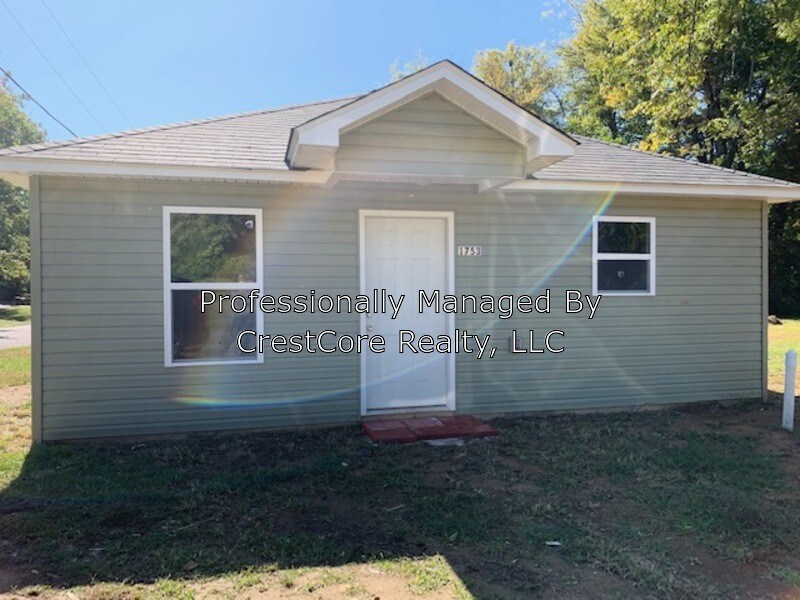 Foto principal - 1753 E Wheeler St