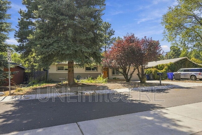 Building Photo - 3513 N Grandview Dr