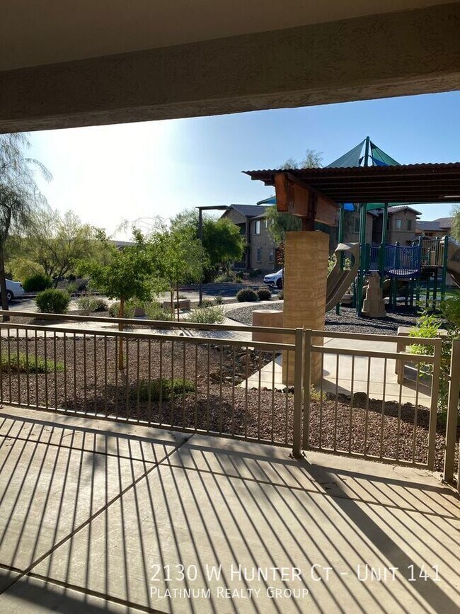 Building Photo - 2130 W Hunter Ct