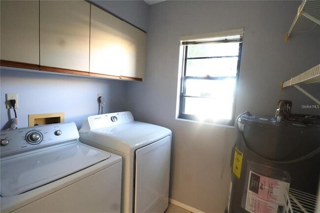 Building Photo - 2515 Bayshore Gardens Pkwy