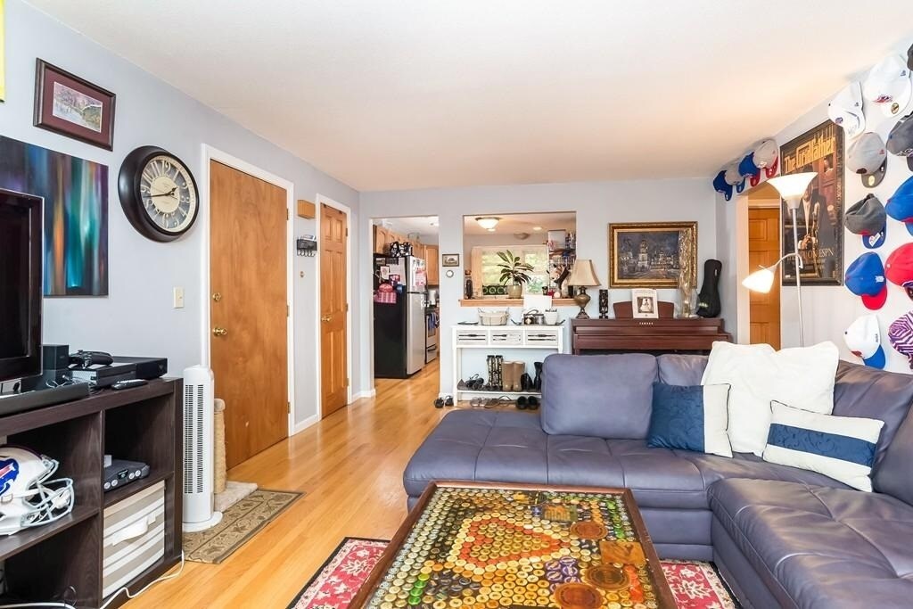 121 Cambridge Rd Unit 6, Woburn, MA 01801 Condo for Rent in Woburn, MA