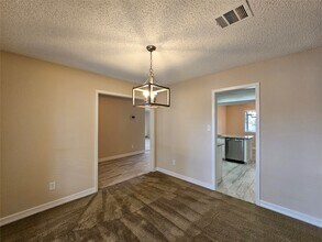 Building Photo - 8314 Streamside Dr