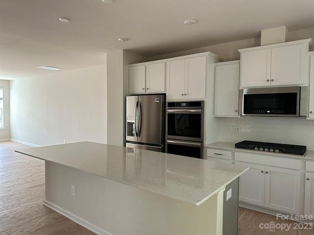 Building Photo - 14027 Martin Hill Wy