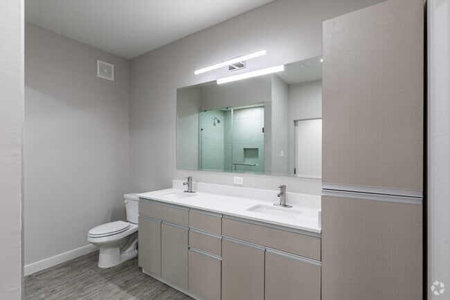 1BR, 1BA - 775 SF Alt - THE TREE APARTMENTS