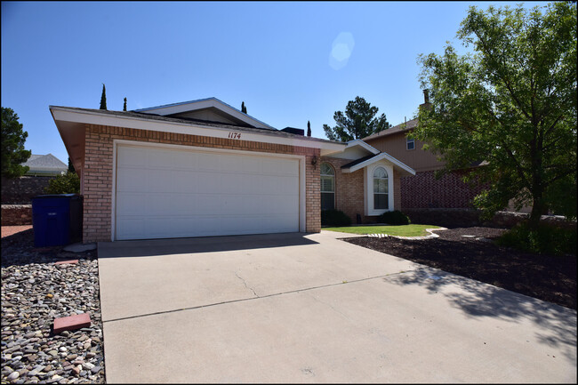 Foto del edificio - 1174 Upper Canyon Pl