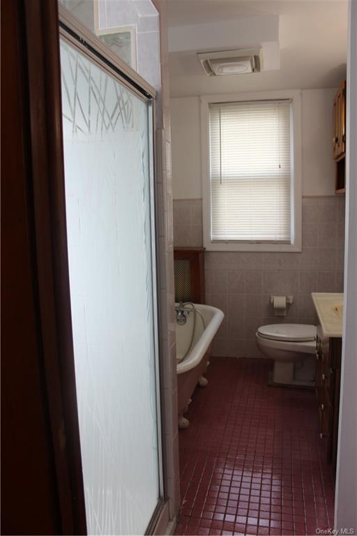 Building Photo - 426 Dunham Ave