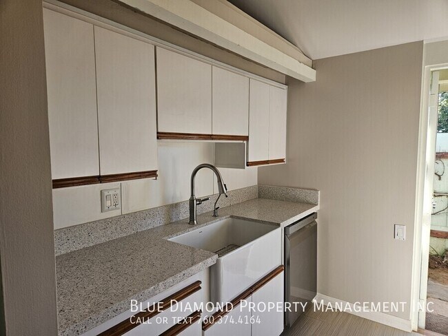 Foto del edificio - 259 Santa Clara Dr