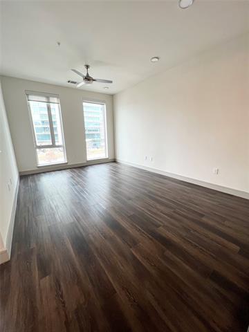 Foto del edificio - 7850 Communications Pkwy