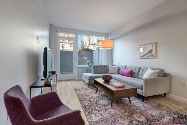 Foto del edificio - 188-11 Hillside Ave.