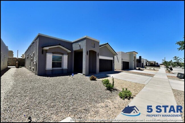 Foto del edificio - 4 bedroom in Horizon City TX 79928