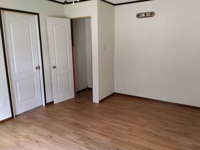 Foto del edificio - 5588 Hwy 112