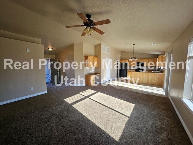 Building Photo - Short Term Lease With Option To Renew