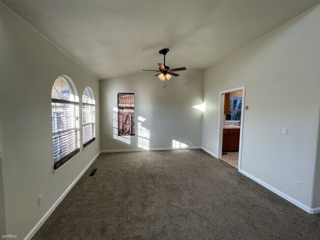 Foto del edificio - 3 br, 2 bath House - 1580 Rehrmann Drive