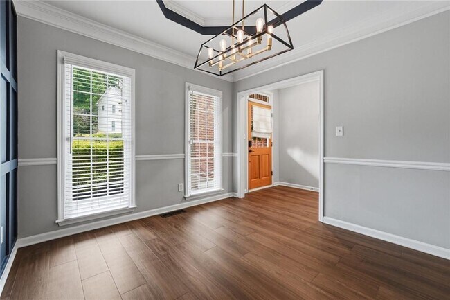 Foto del edificio - 1106 Glenrose St SE