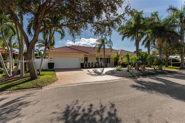 Foto del edificio - 3010 NE 58th St