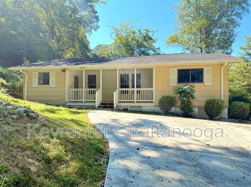 Primary Photo - 3812 Lamar Ave
